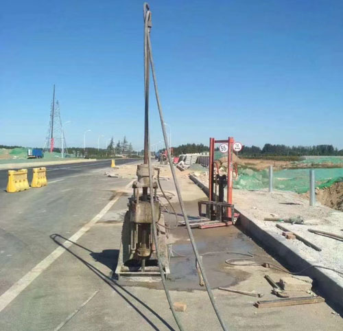 奇台公路高聚物注浆加固